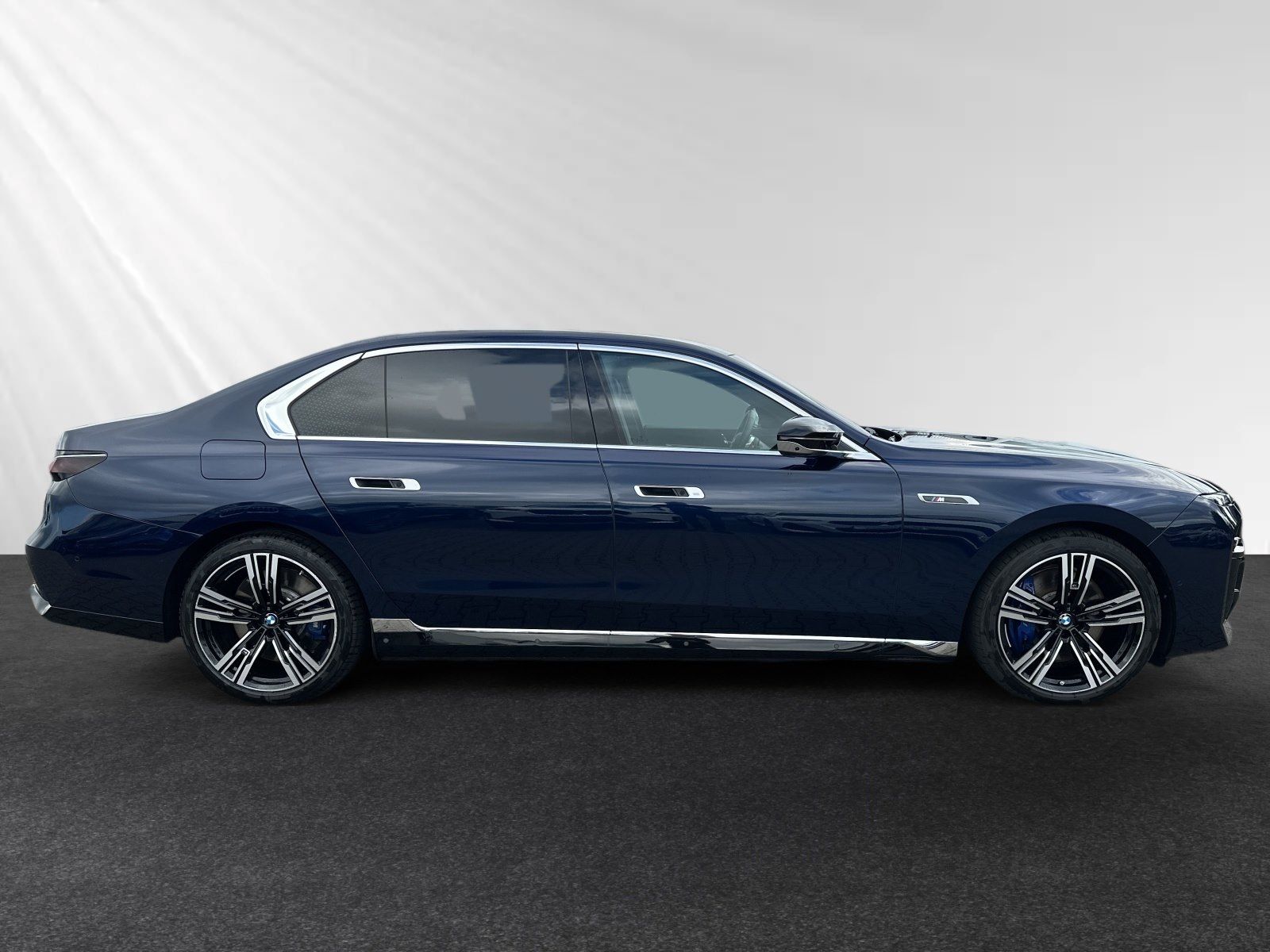 BMW M760 - Bild 12