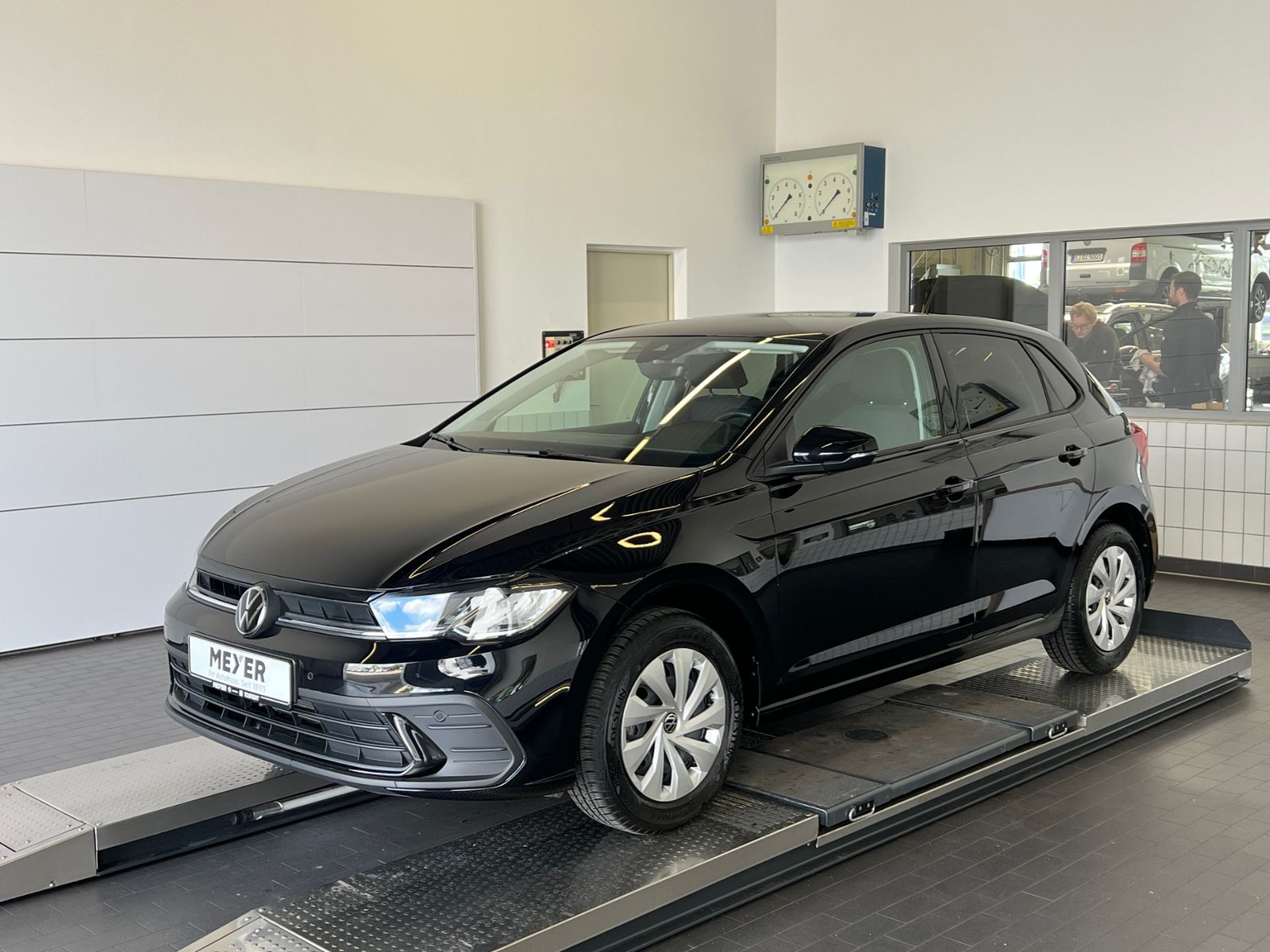 Fahrzeugabbildung Volkswagen Polo Life 1.0 *LED, Climatronic, Sitzhzg., AppCo