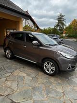 Hyundai ix35 2.0 CRDi 135 kW Premium 4WD Automatik P... - Hyundai ix35 Premium mit Diesel-Antrieb