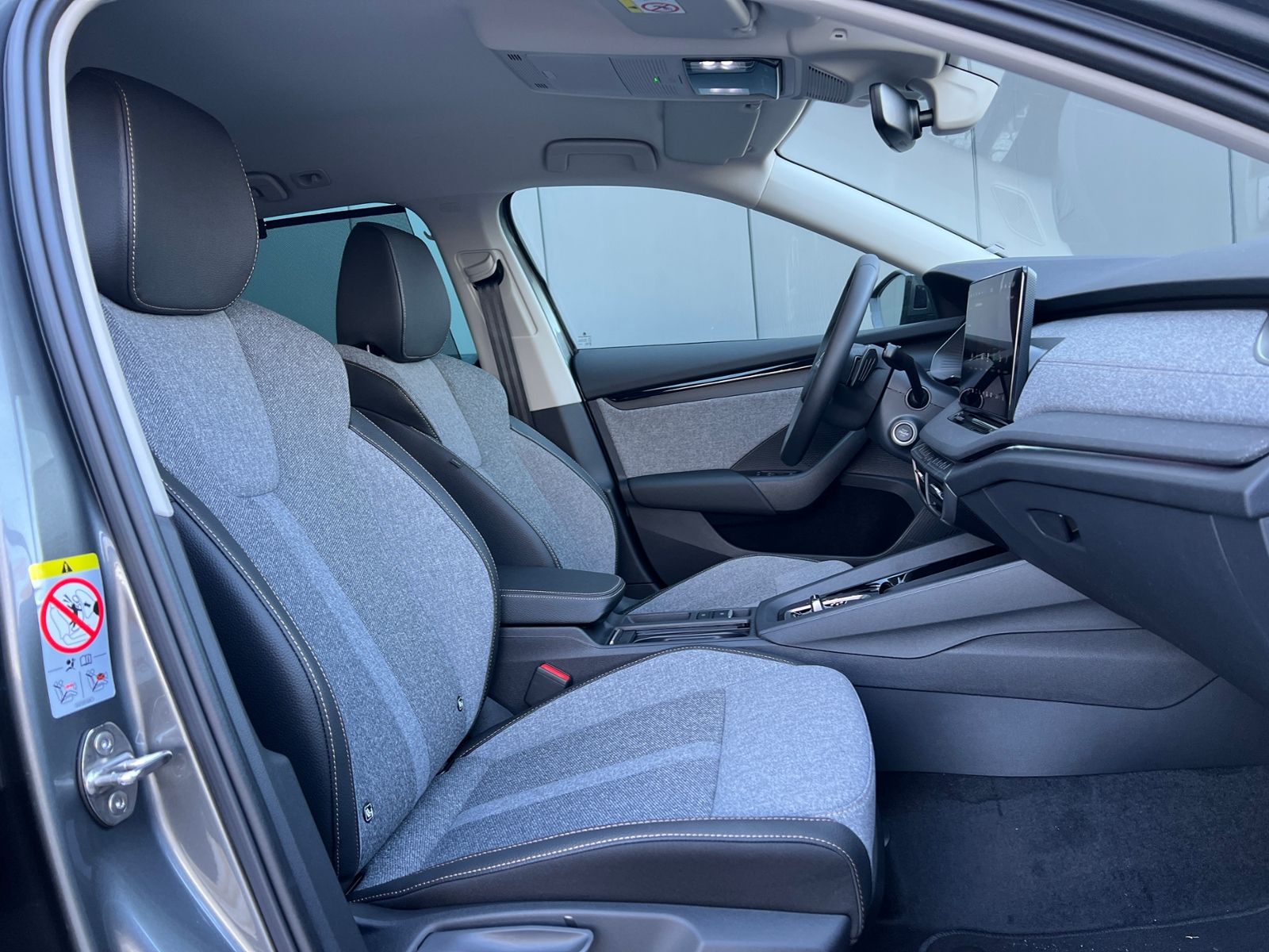 Fahrzeugabbildung SKODA Octavia Combi Balance 2.0 TDI DSG *AHK, Rückfahr