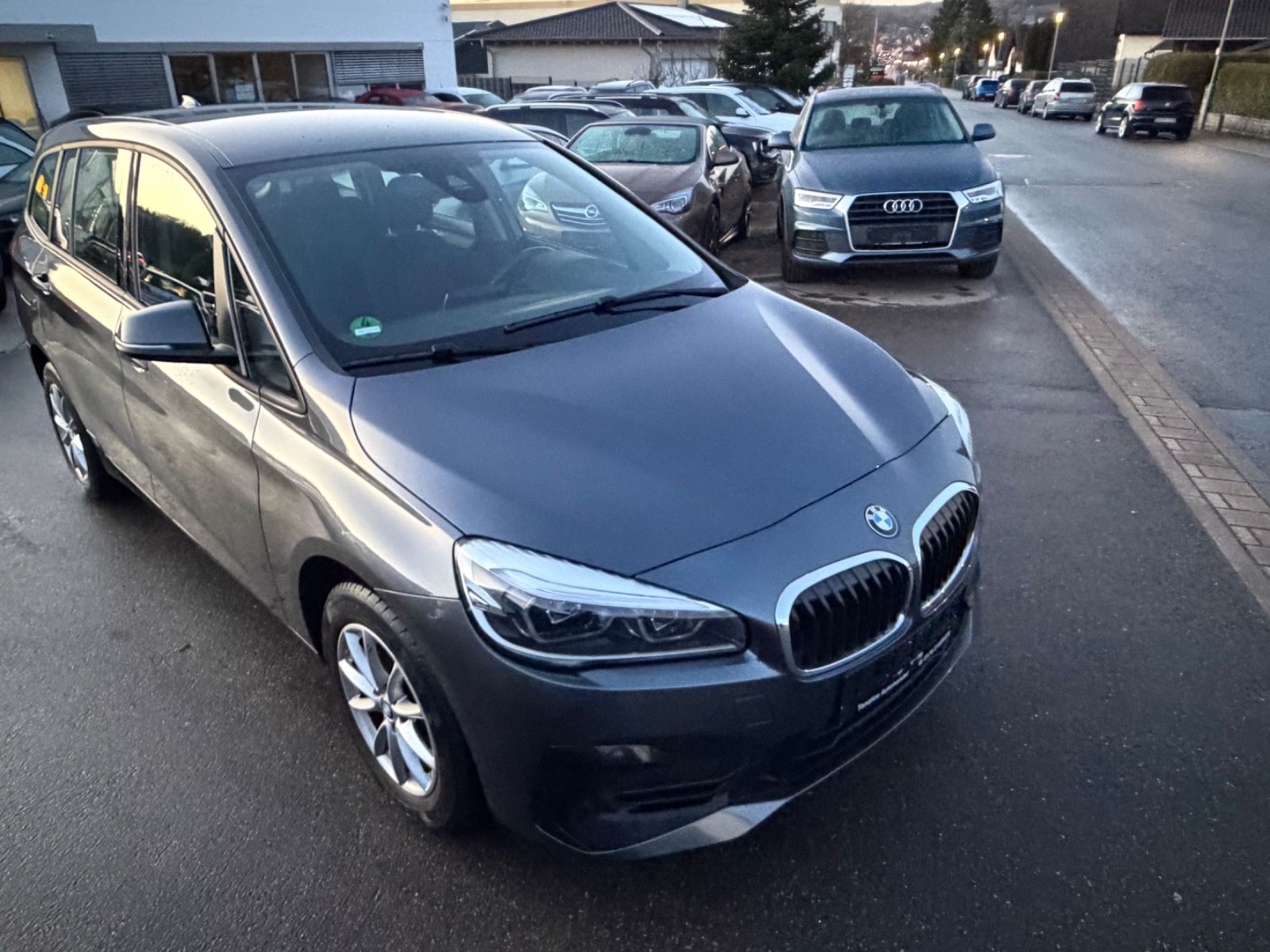 BMW 216 Gran Tourer*NEU*TÜV*2021* gepflegt