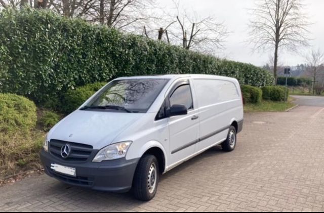 Mercedes-Benz Vito Extralang Allrad 1.Hand 