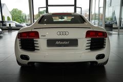 AUDI R8 Coupe 4.2 FSI quattro | Manual transmission AUDI R8 Coupe 4.2 FSI quattro | Manual transmission