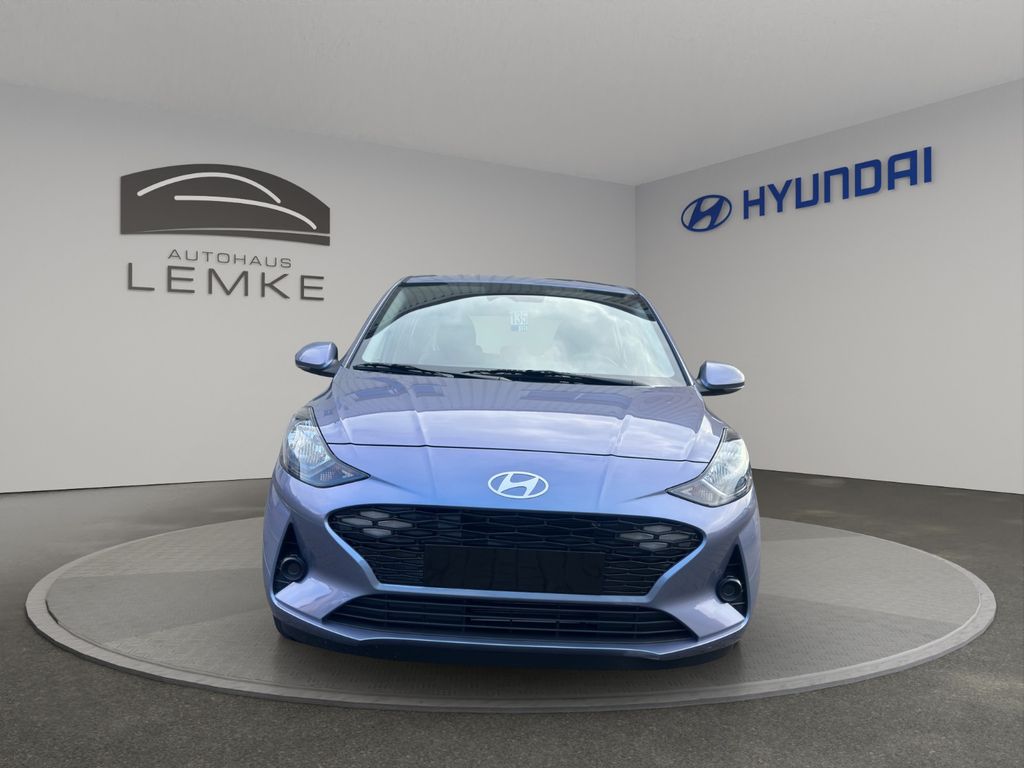 Hyundai i10 1.0 AUTOMATIK TREND + NAVIGATION
