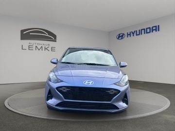 Hyundai i10 1.0 AUTOMATIK TREND + NAVIGATION