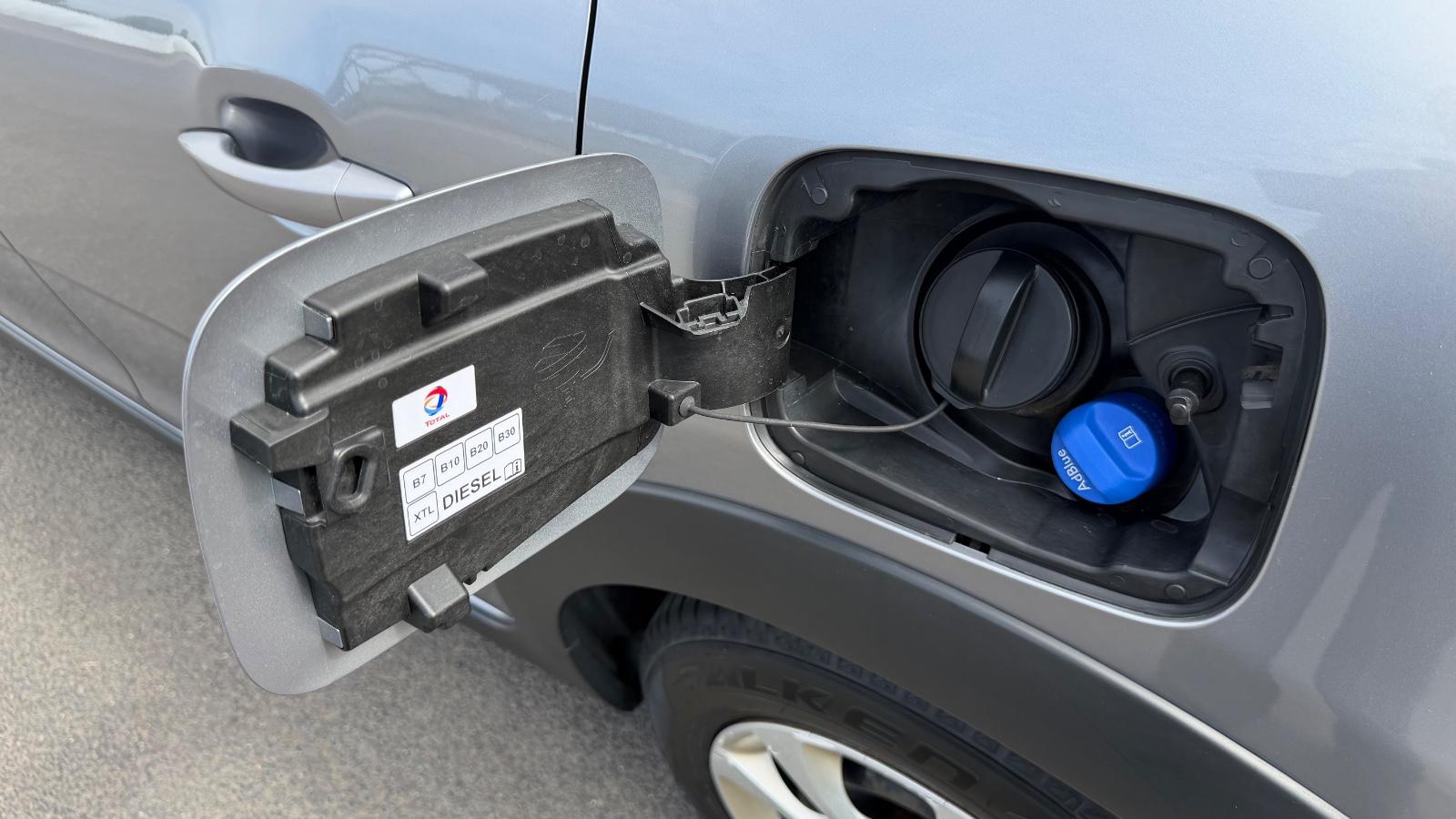 Citroën C3 Feel, Sitzheizung, Einparkhilfe, LED