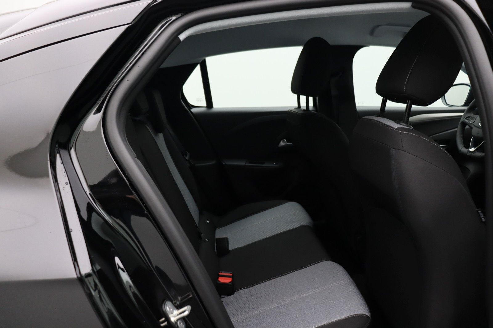 Fahrzeugabbildung Opel Corsa F 1.2 Edition M-Hybrid/LED/DAB/AppleCP/SH