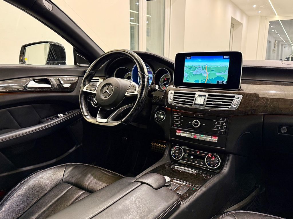 Mercedes-Benz CLS 500 - Bild 10