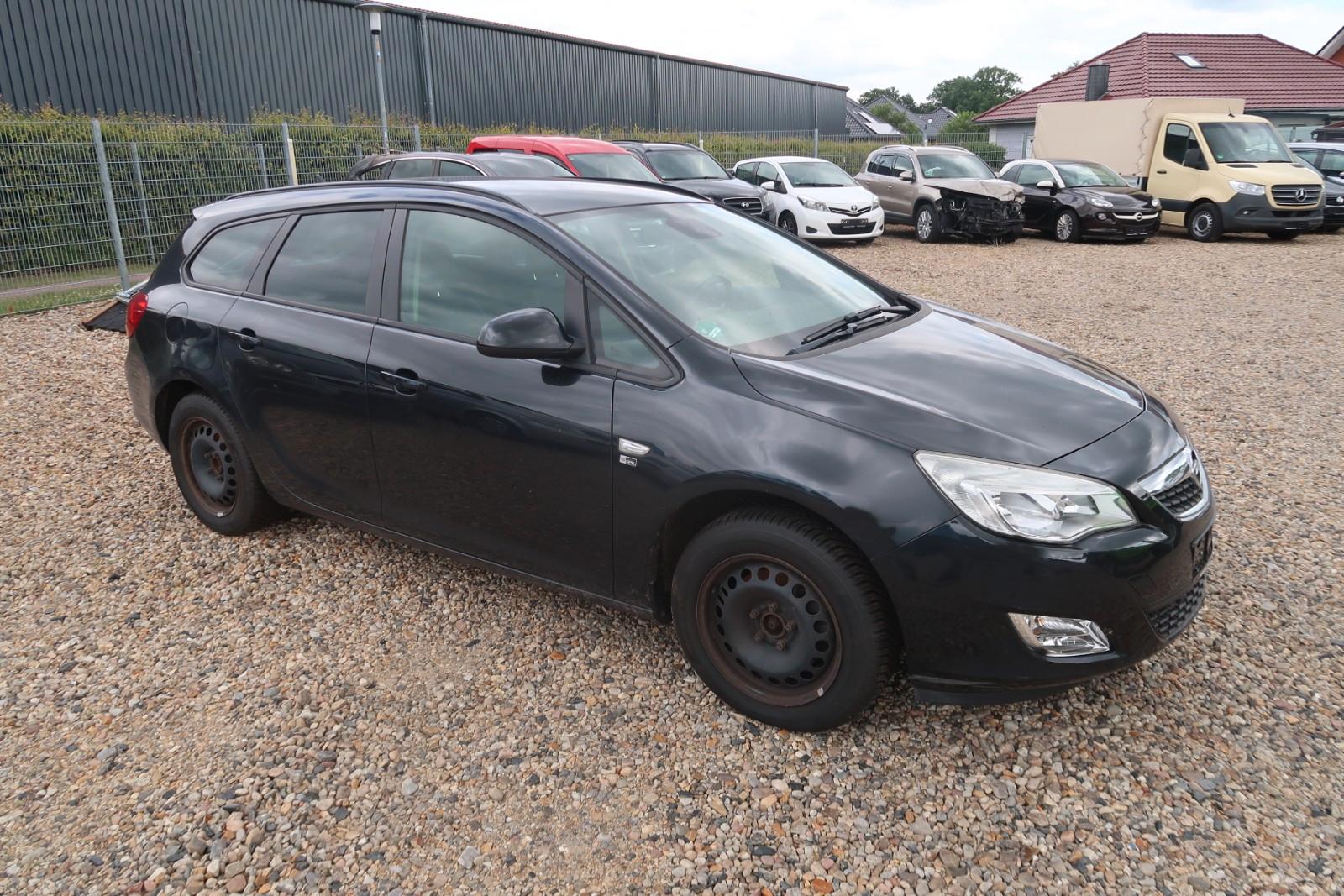 Opel Astra, 2012