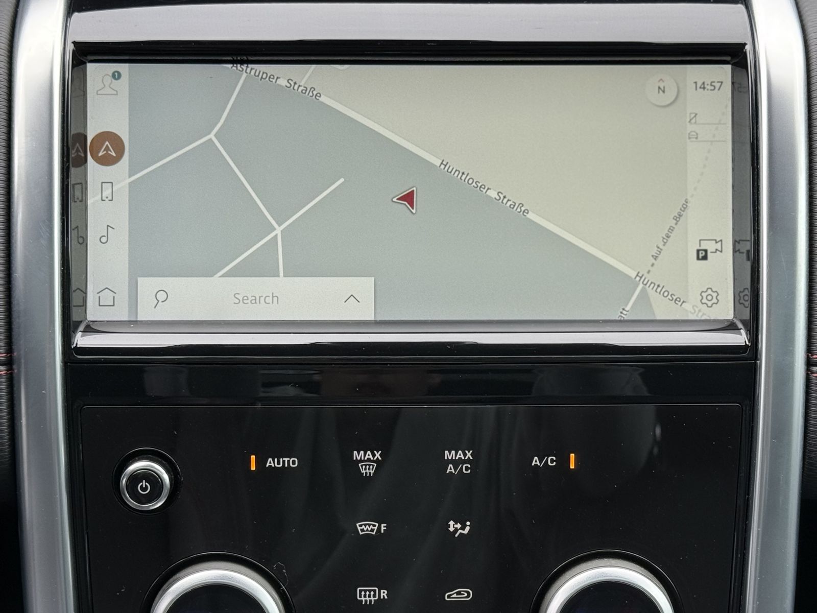 Fahrzeugabbildung Land Rover Discovery Sport D200 R-Dynamic AWD NAV+LED+AHK