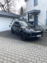 Porsche Macan GTS in Vollausstattung , Approved etc. 