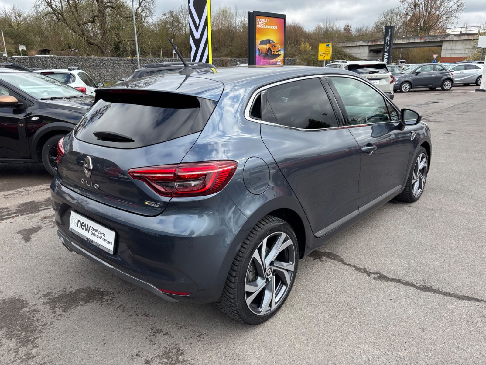 Fahrzeugabbildung Renault Clio V R.S. Line