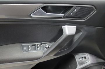 Volkswagen Tiguan Allspace 1.5 Life AHK Panodach 7-Sitze