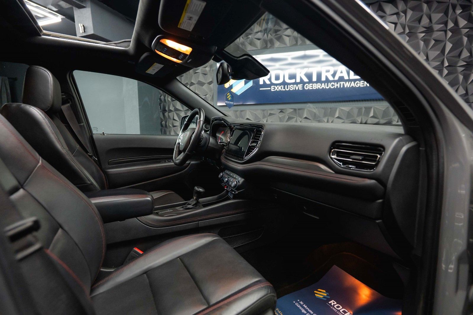 Fahrzeugabbildung Dodge Durango 5.7 V8 R/T SRT STYLE 4x4 Night-Paket ACC