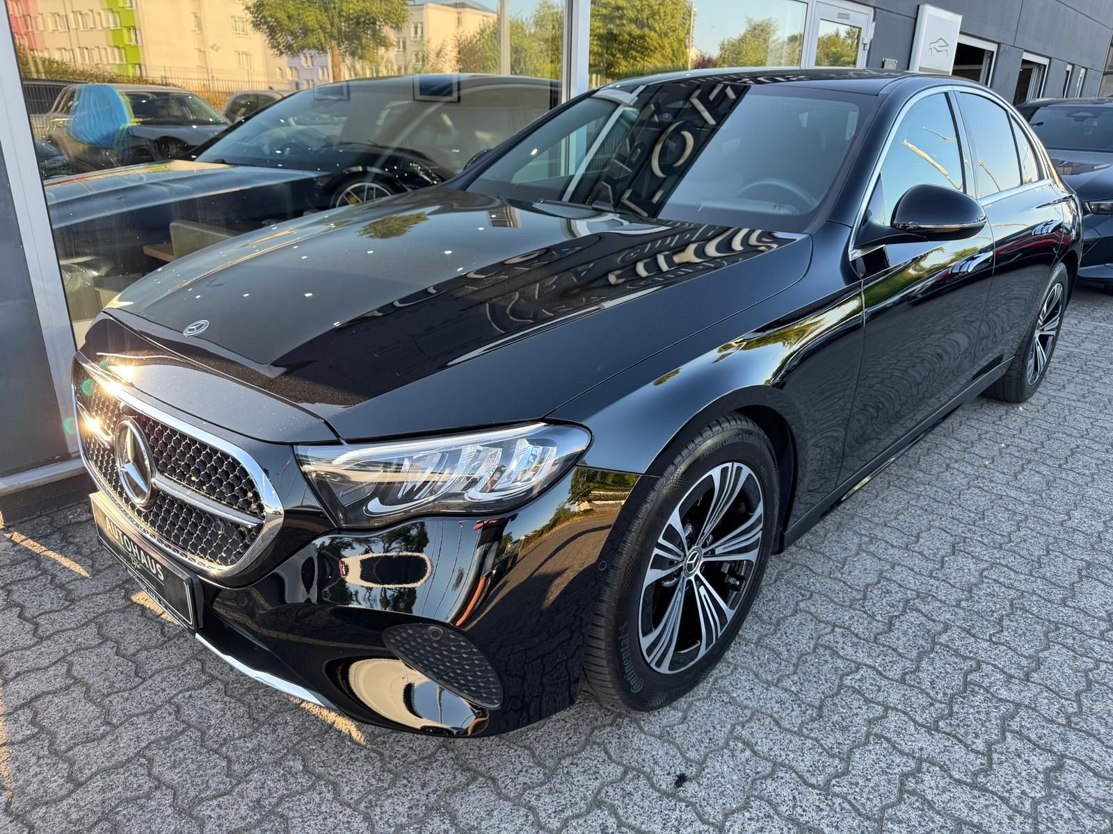 Mercedes-Benz E 200d Lim. Avantgarde*LED*NAVI*KAMERA* imagem 3