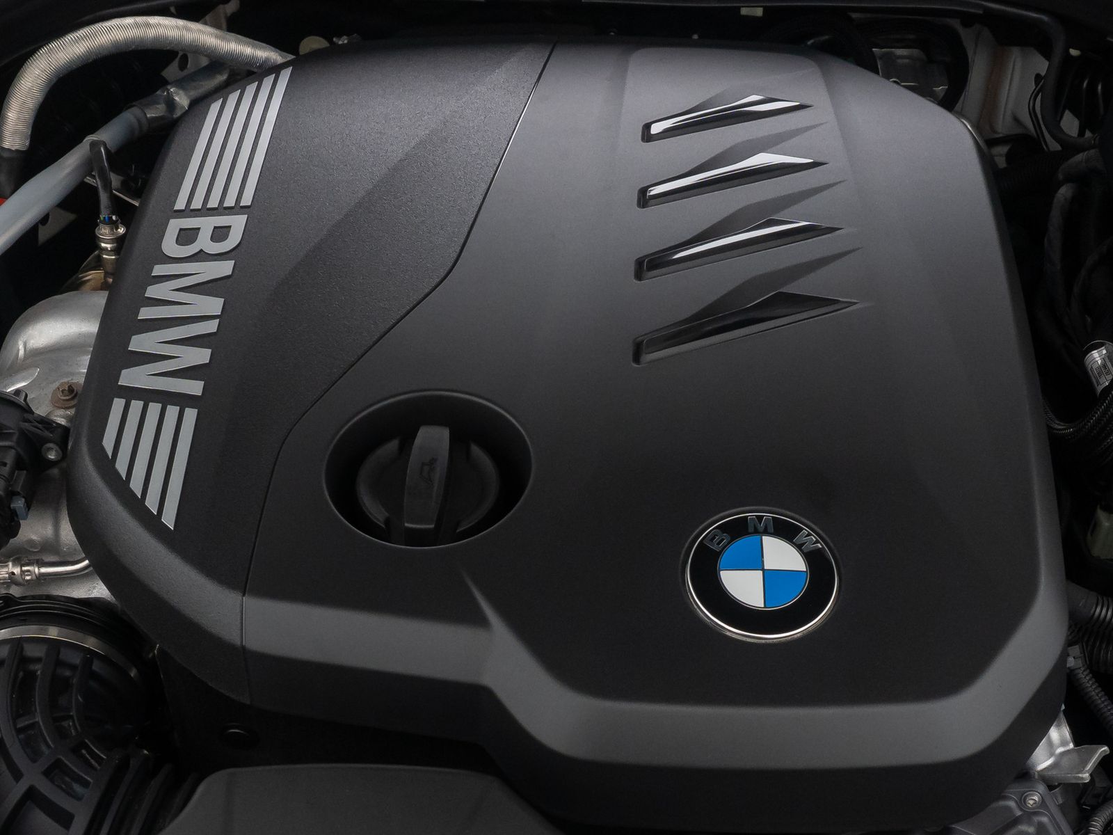 Fahrzeugabbildung BMW 520d Alarm DAB Kamera DigiKey Sport Leder 18Zoll