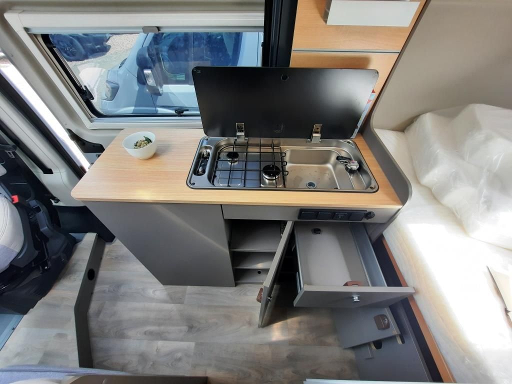 Fahrzeugabbildung LMC Innovan 540 Verfüg./Sparen Sie 16.421,- €