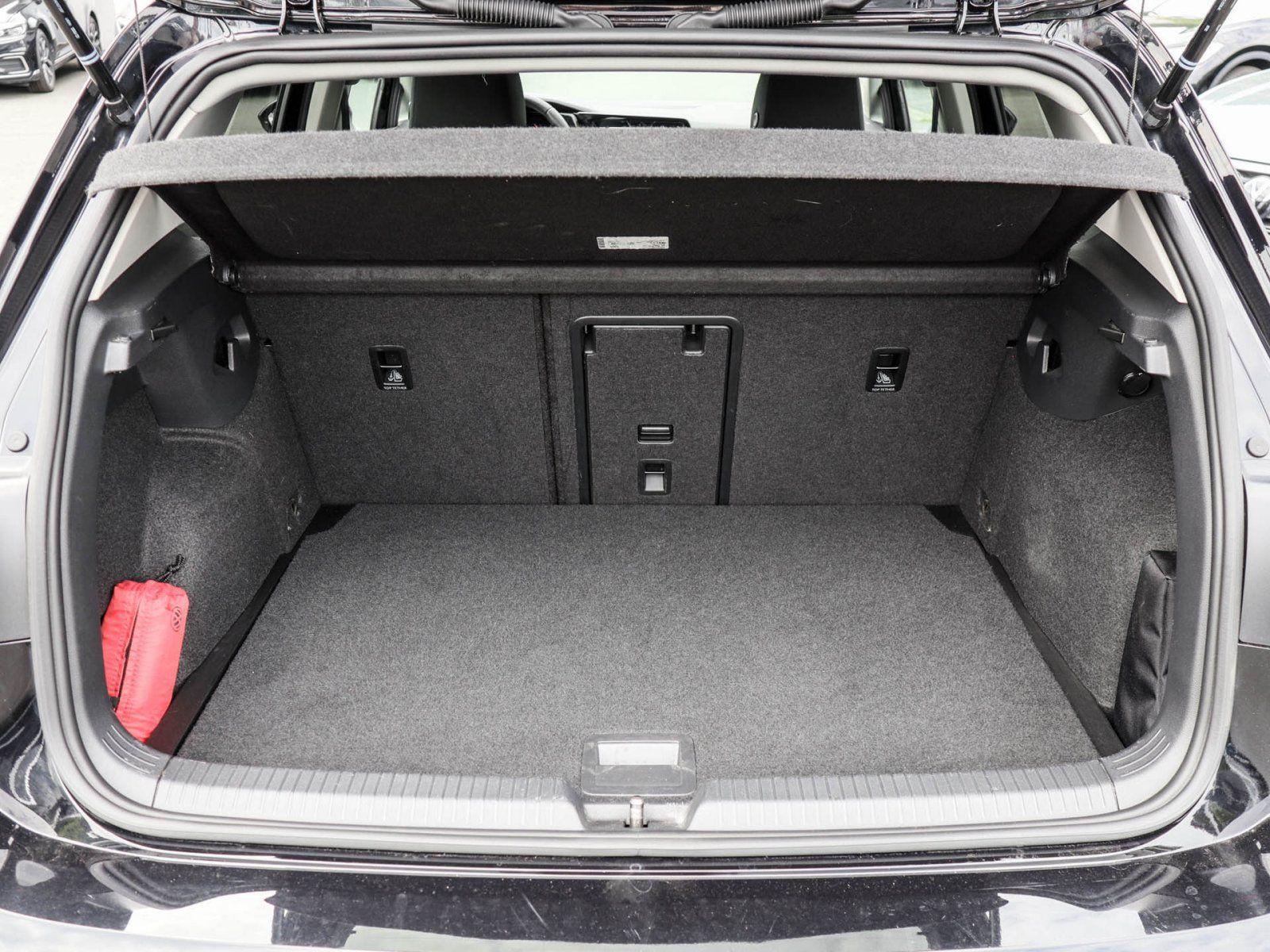 Volkswagen Golf VIII 2.0 TDI Active AppConnect SideAssist L, миниатюра 11