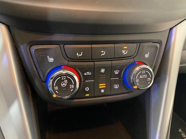 Fahrzeugabbildung Opel Zafira C 1.4T ACTICE 7-SITZE NAVI/LED/SH/PDC/AHK