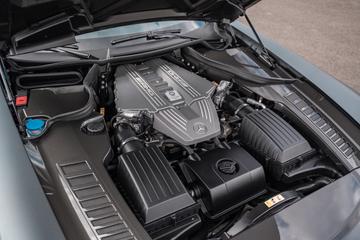 صورة 8 لـ 2014 Mercedes-BENZ SLS AMG