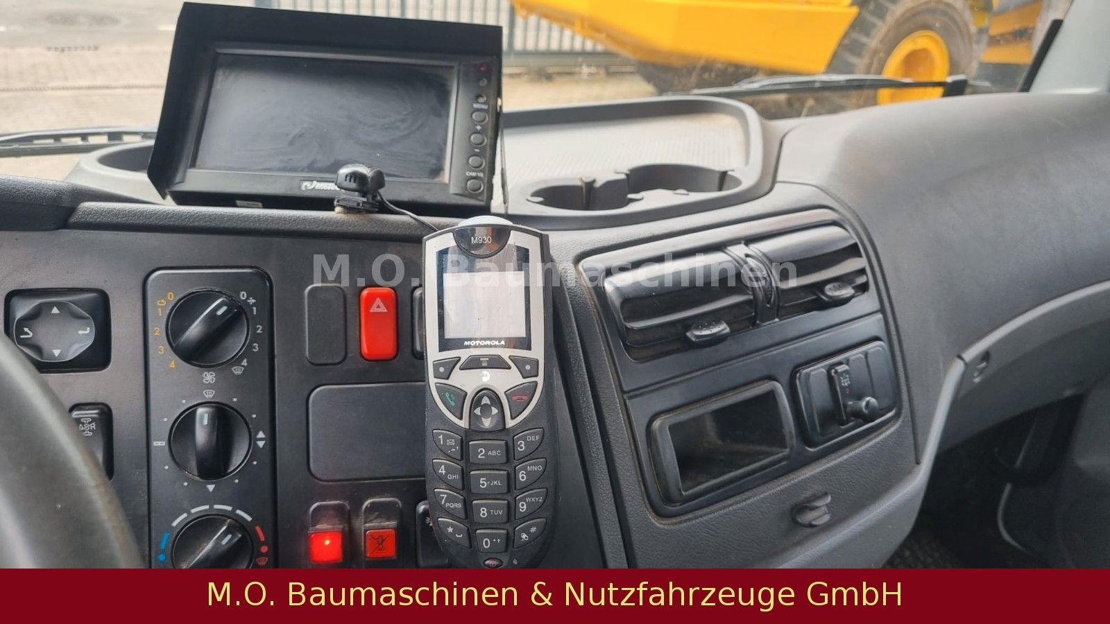 Fahrzeugabbildung Mercedes-Benz Atego 818 / Ruthmann T220 / Arbeitsbühne 22 m