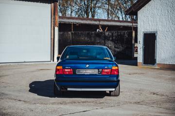 صورة 6 لـ 1992 BMW M5