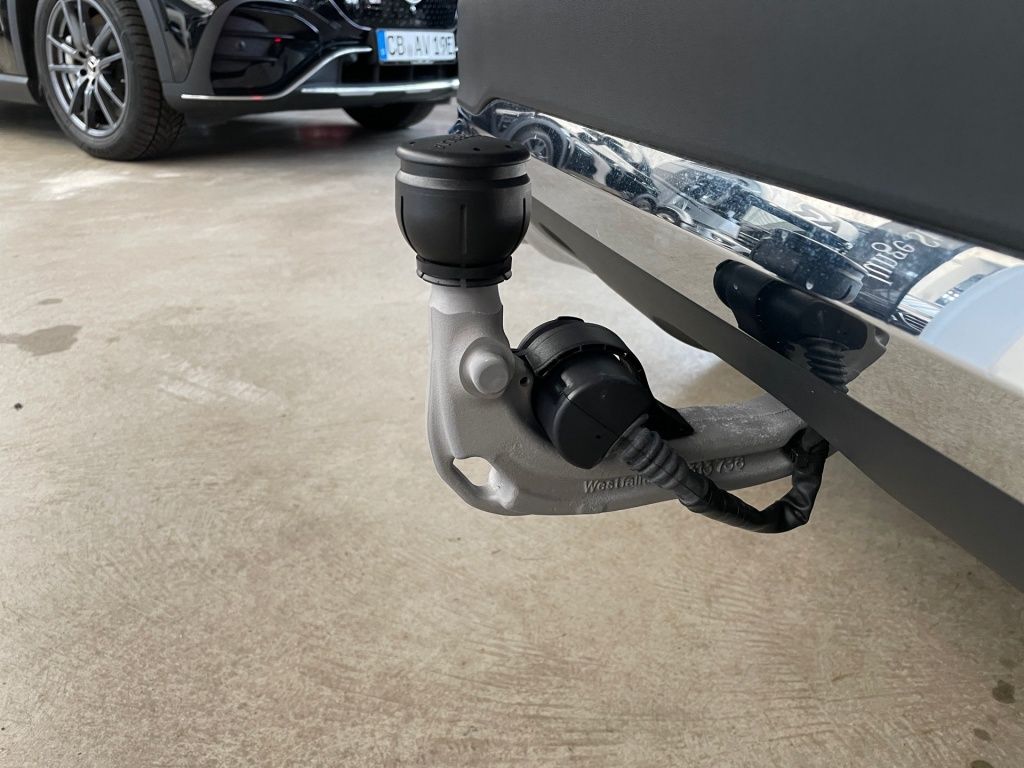 Fahrzeugabbildung Mercedes-Benz GLA 180 Progressive AHK Totwi. Navi LED SHZ KAM