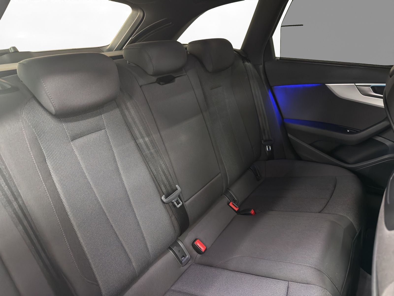 Audi A4 - Bild 17