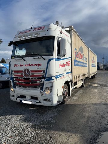 Mercedes-Benz Actros 1845