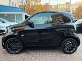 Smart fortwo EQ 60kW*BRABUS tm*PANO*NAVI*PTS*KAM*22kW* - Smart aus 2021