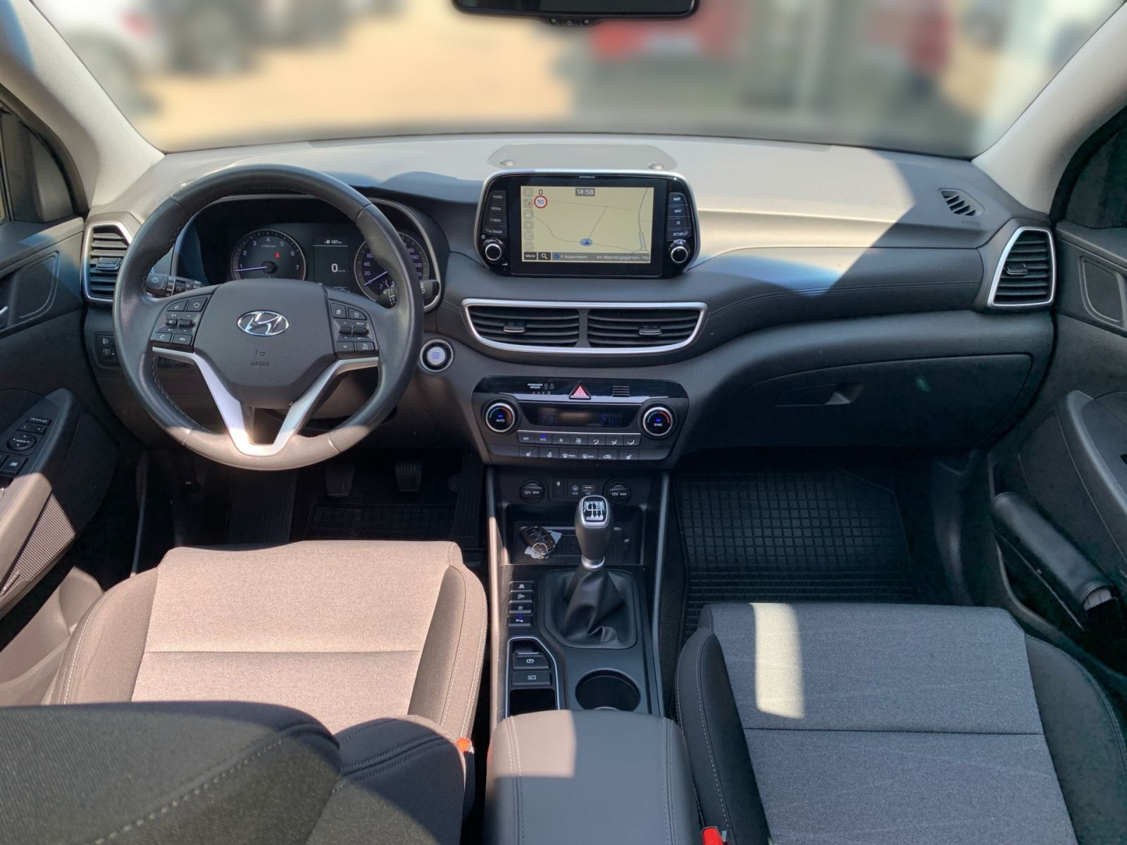 Fahrzeugabbildung Hyundai TUCSON 1.6 Turbo Advantage+ Panorama Dach 1Hd