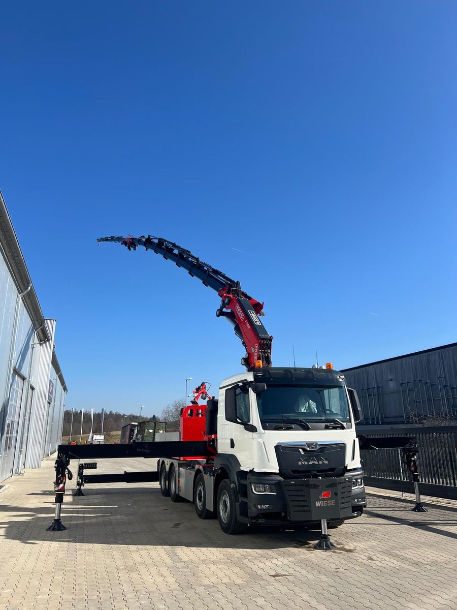 Fahrzeugabbildung MAN MAN 8x4 Hydro mit F1150 inkl Jib und Winde Korb