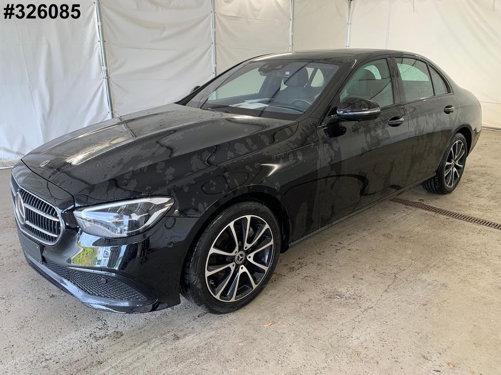 Image of Mercedes-Benz E 220