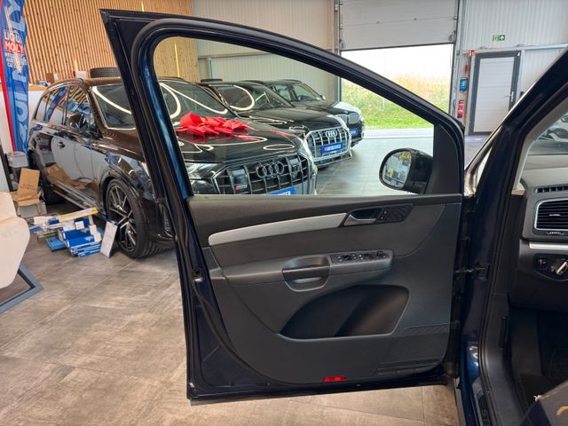 MYAUTOCENTER – Gebraucht- und Jahreswagen mit Werkstattservice in Pfaffenhofen Volkswagen Sharan*7SITZER*AHK*PANO*DCC*PDC*Bi-XENON*TEMPO*N