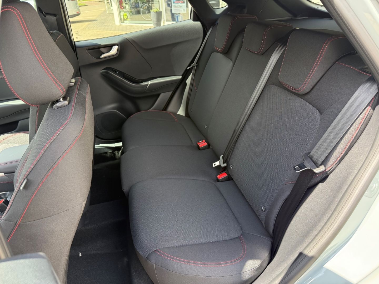 Fahrzeugabbildung Ford Puma ST-Line AHK Navi Digiki LED CarPlay 5JG GJR