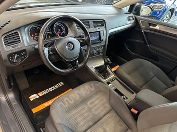 MYAUTOCENTER – Gebraucht- und Jahreswagen mit Werkstattservice in Pfaffenhofen Volkswagen Golf VII Lim. Comfortline BMT *Klima*TÜV*