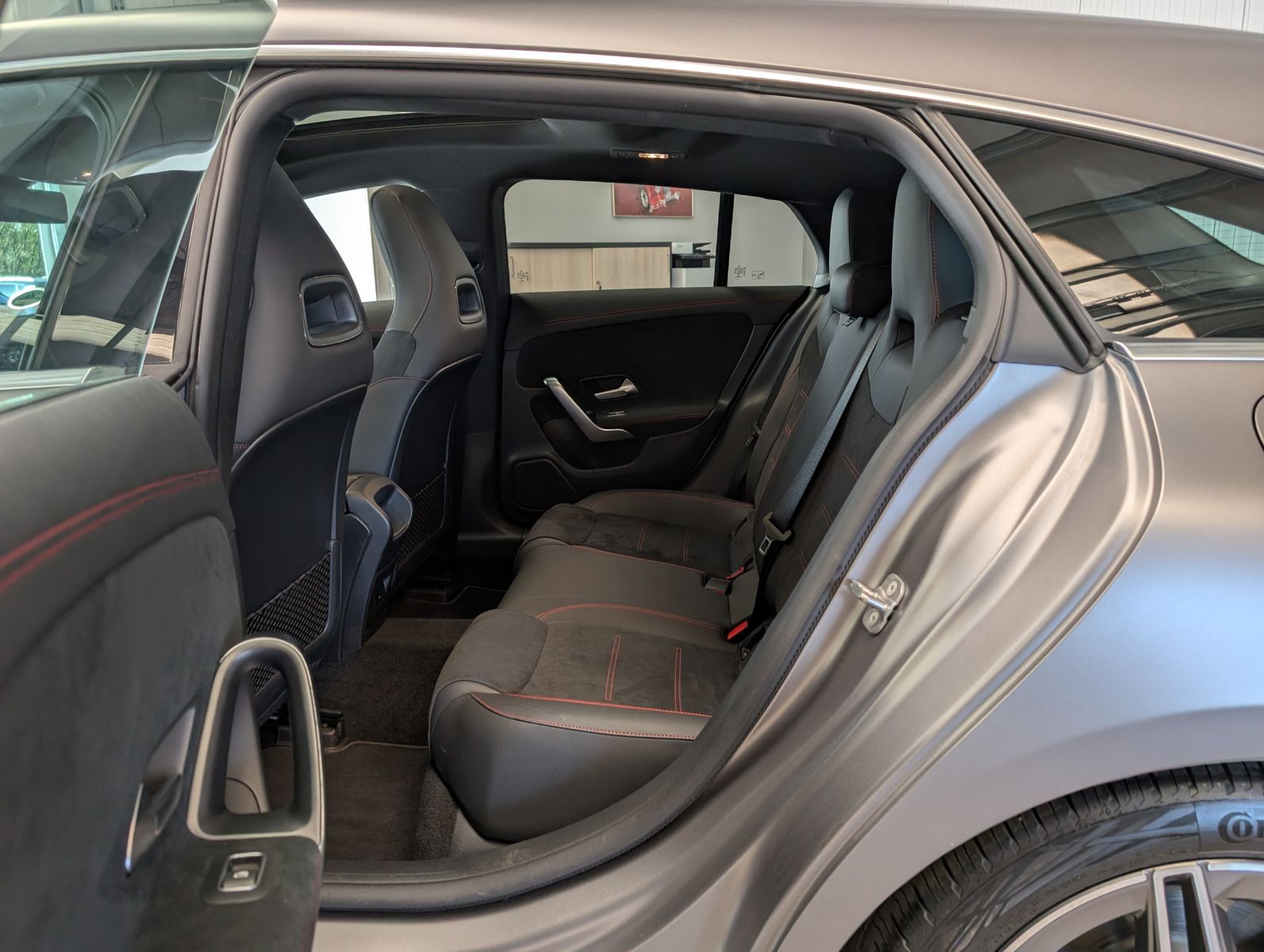 Fahrzeugabbildung Mercedes-Benz CLA 250 SB Dinamica AMG-Line MBux Cam ACC Pano