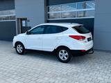 Hyundai ix35 | AHK PDC BLUE etc. | TÜV & Service neu - Hyundai ix35 mit Benzin-Antrieb