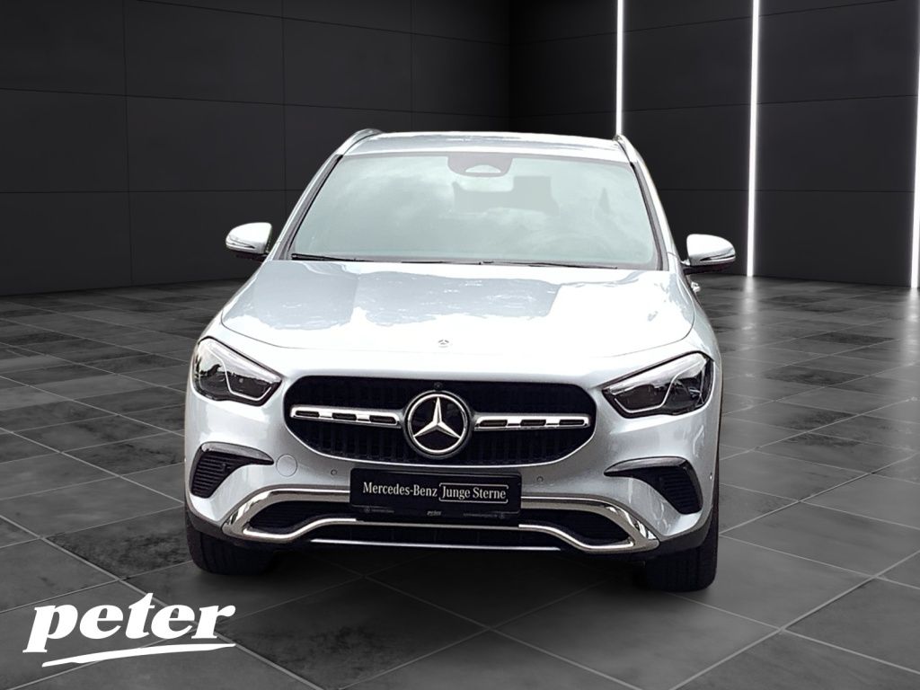Mercedes-Benz GLA 200 PROGRESSIVE+18''+MBEAM+7G+AHK+KEYLESS+36 imagem 2