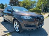 Audi Q7 3.0 TDI quattro. Navi.Panoramadach 7Sitze - Audi Q7 aus 2012: TDI