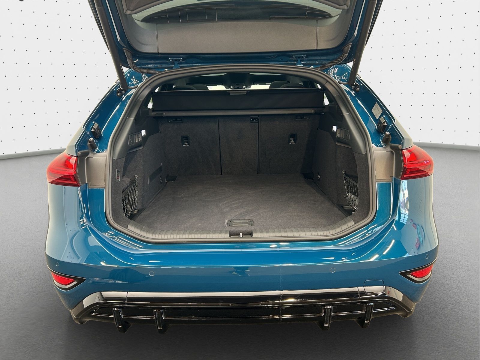 Audi A6 e-tron - Bild 12