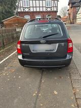 Kia Carens 2.0 CVVT EX EX - gebrauchte Kia Carens aus dem Jahr 2007