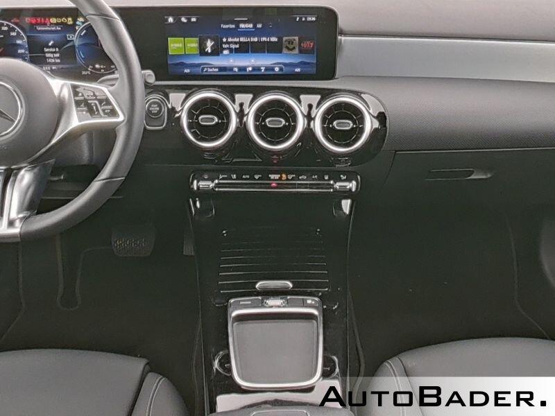 Mercedes-Benz A 250 e Progressive LED NIGHT 11kW VollDigi RFK