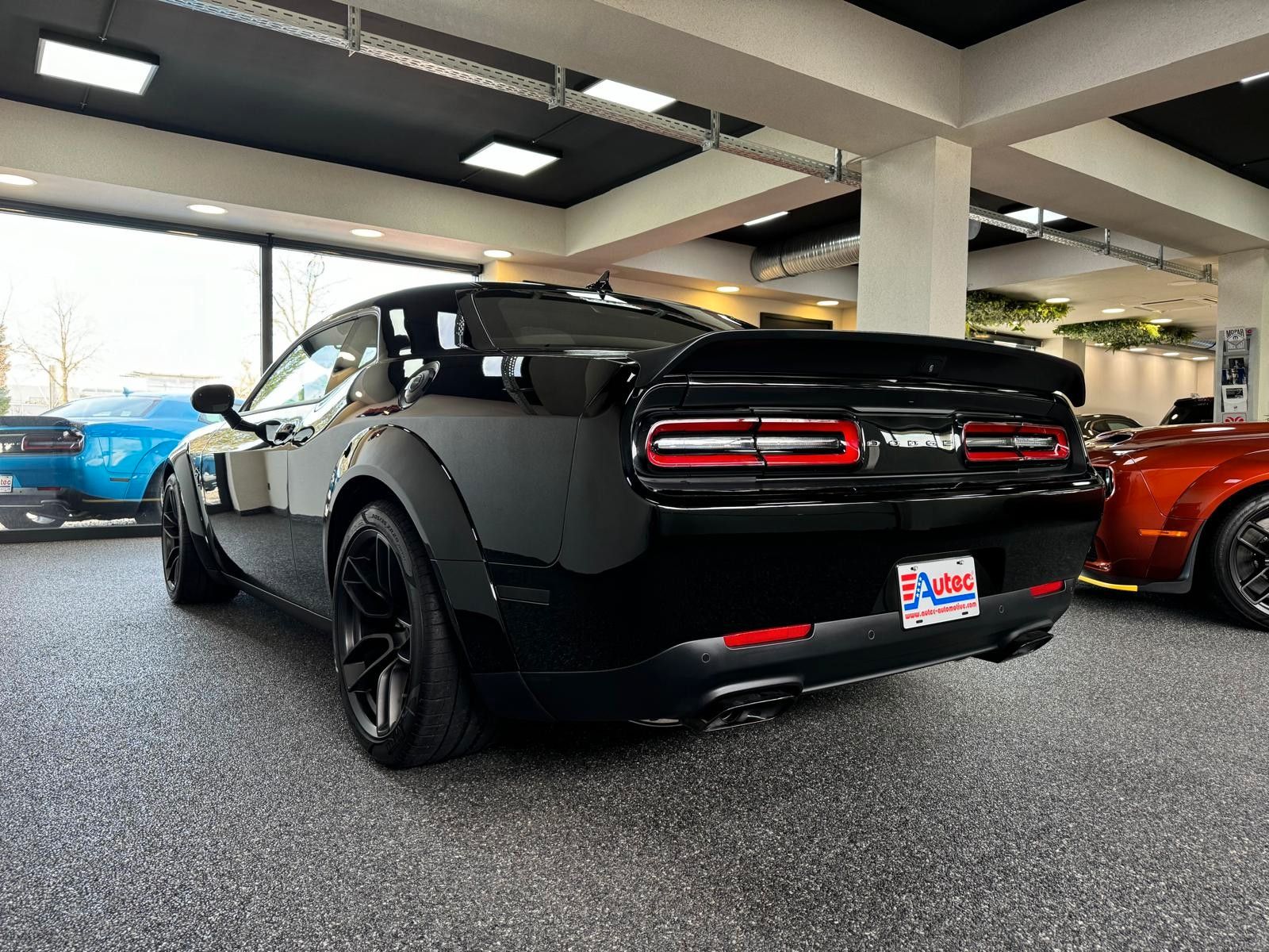 Fahrzeugabbildung Dodge HELLCAT JAILBREAK -LAST CALL-YELLOW CALIPERS