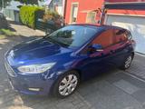 Ford Focus Lim. Trend*TÜV NEU*2 HAND*KLIMA*TOP AUTO* - Ford Focus: Kleinwagen