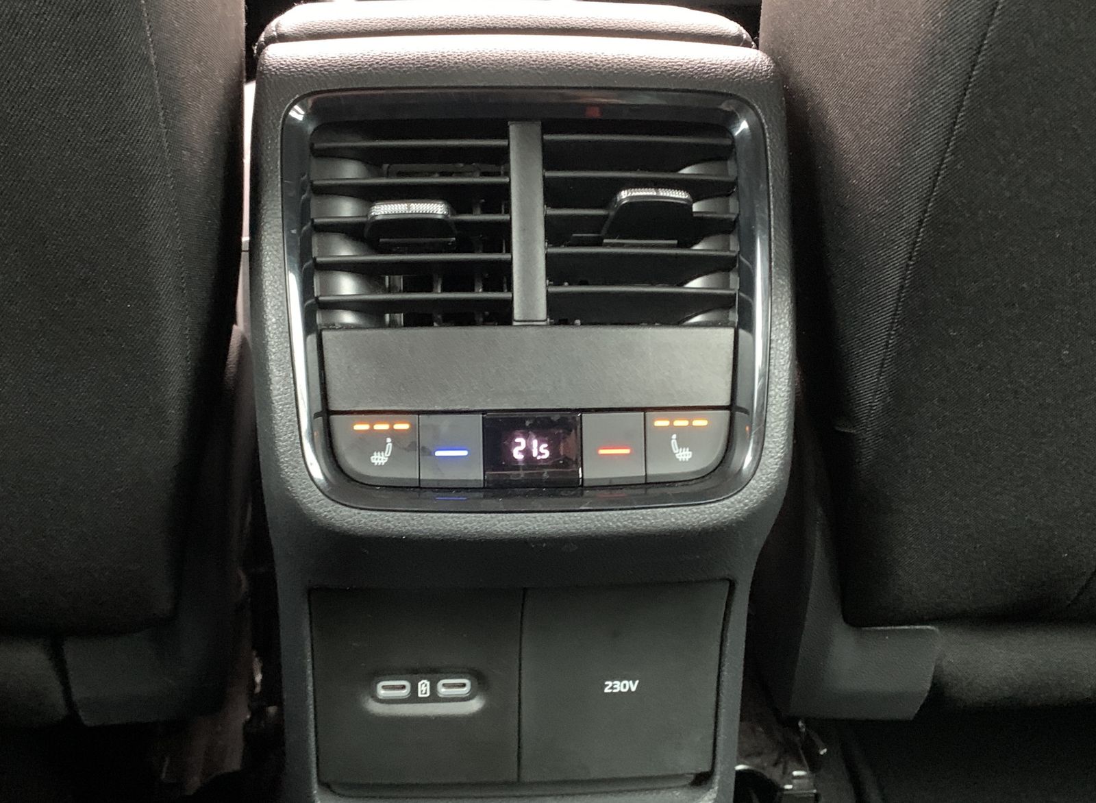 Fahrzeugabbildung SKODA Octavia 2.0 TDI*ACC*Navi*SHZ*Klima*LED*