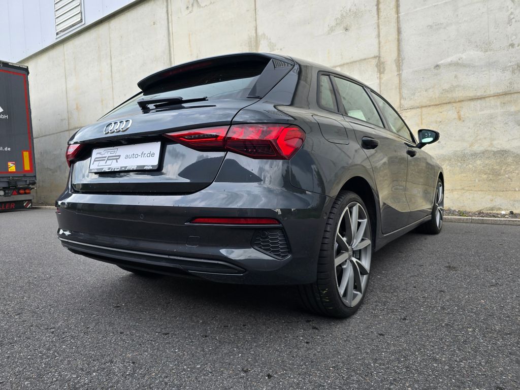 AUDI A3 Sportback Advanced 2.0 TDI S-Tronic Sport 19" AUDI A3 Sportback Advanced 2.0 TDI S-Tronic Sport 19"