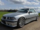 BMW 320 Cabrio Automatik Leder M-Paket Oldtimer TÜV - gebrauchte BMW 320 aus dem Jahr 1994