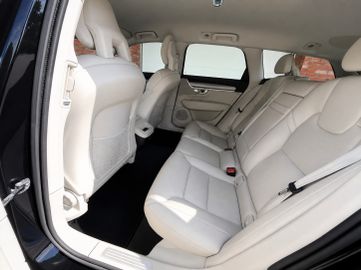 Volvo V90 - 11