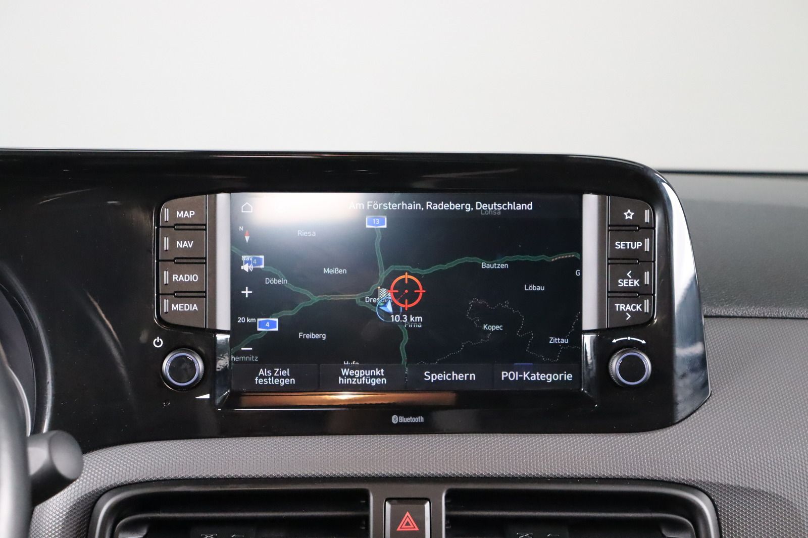 Fahrzeugabbildung Hyundai i10 * DAB * Navi * Lenkradhzg. * Rückfahrk.